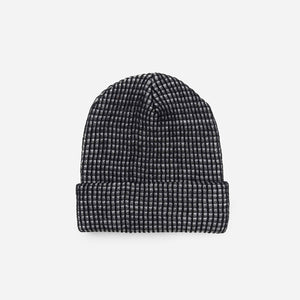 Simple Grid Knit Beanie: Wine Red