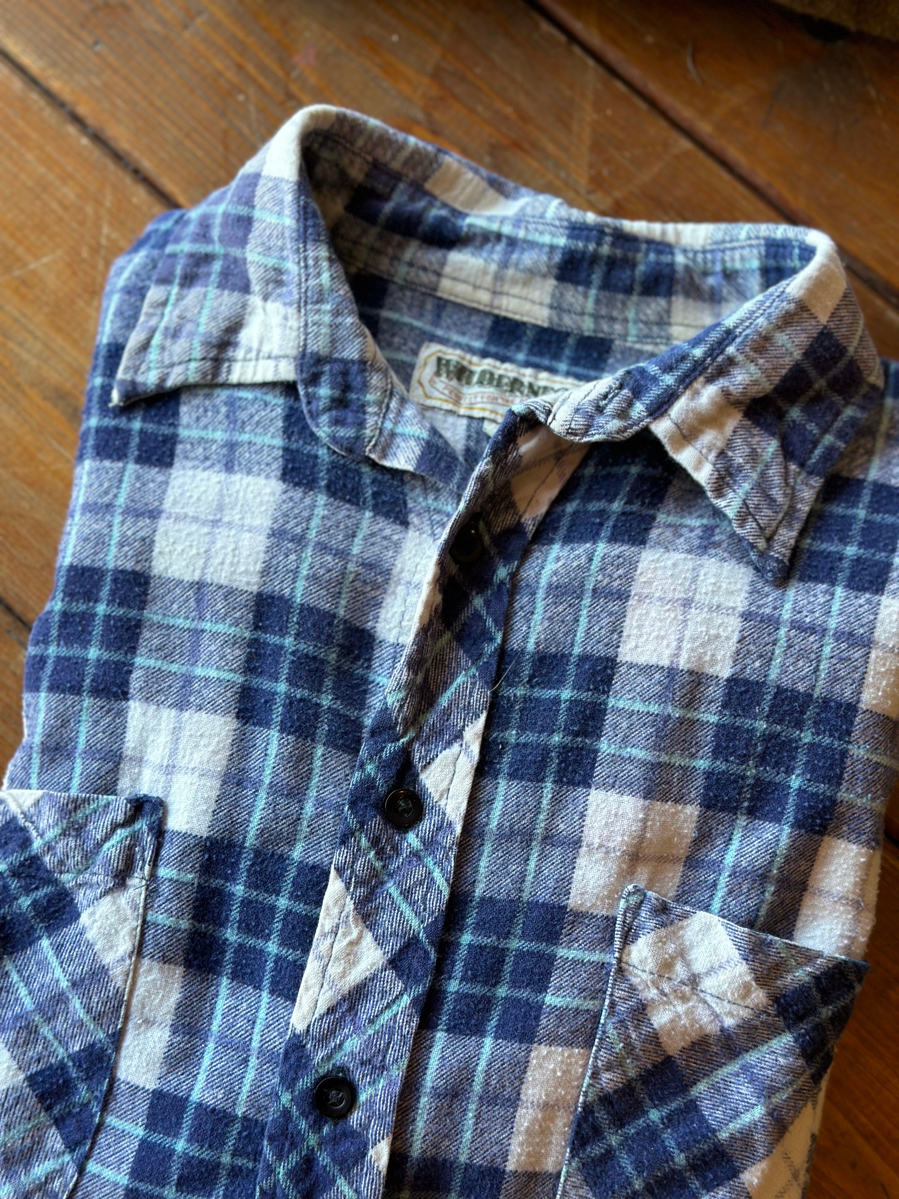 Wilderness Flannel - LG