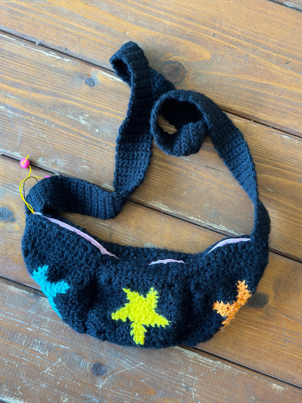 Crocheted Cross Body Star Fanny - Zipper