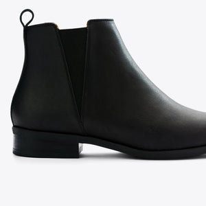 Nisolo Everyday Chelsea Commuter Boot Black