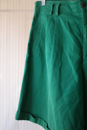 Liz Sport Short Pleated Green - Vintage